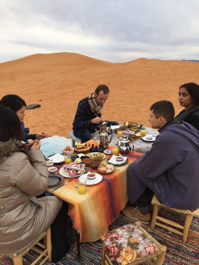 Sahara Camel Tours Camp Hotel Merzouga Buitenkant foto