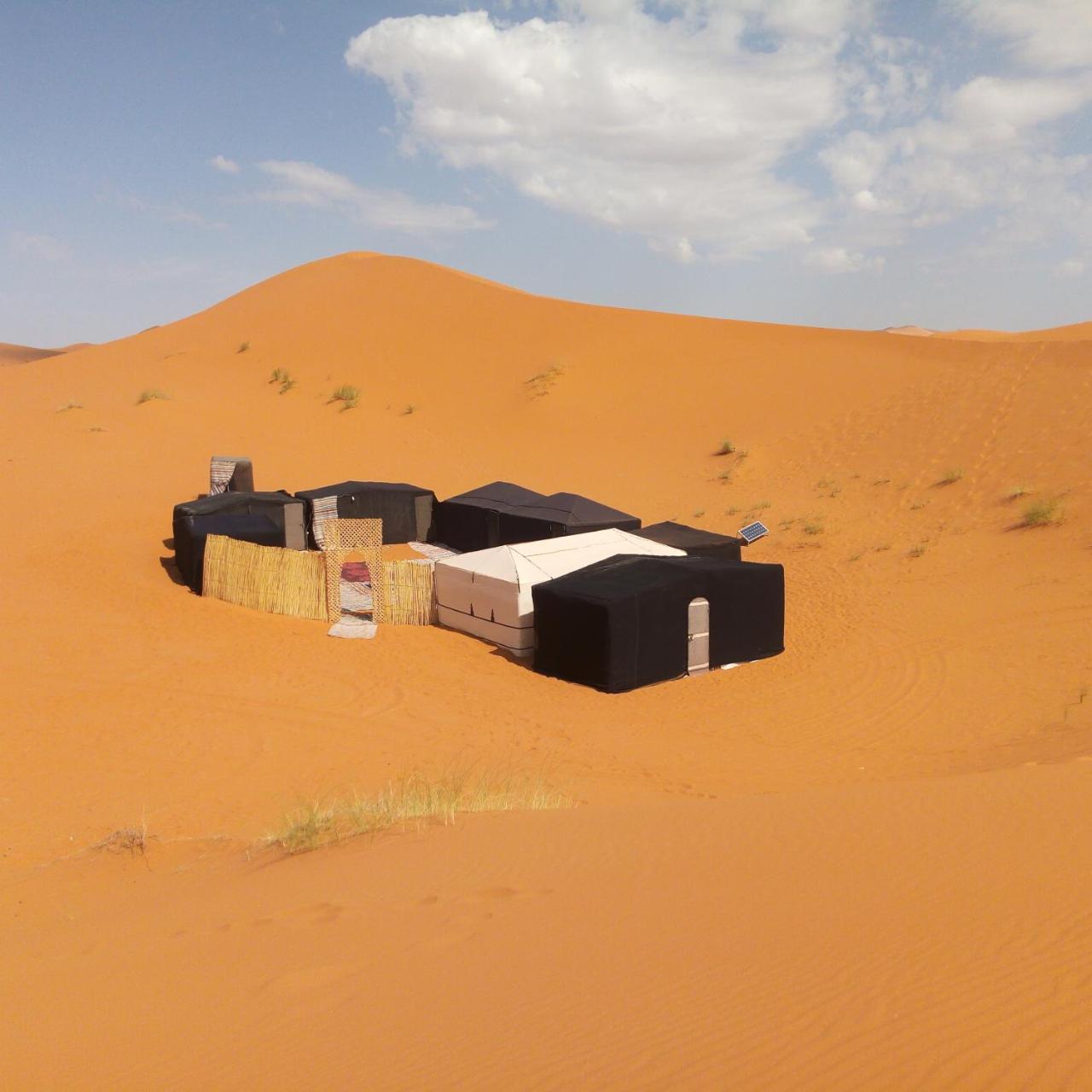 Sahara Camel Tours Camp Hotel Merzouga Buitenkant foto